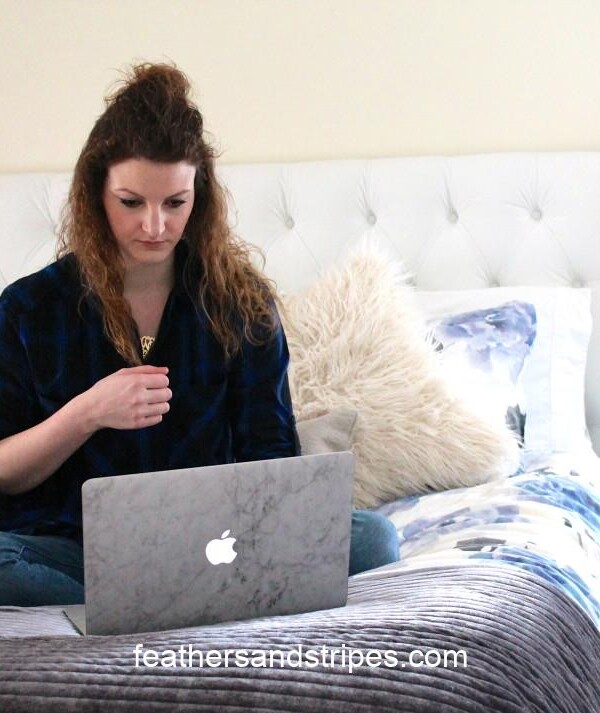 white and blue bedroom // feathersandstripes.com