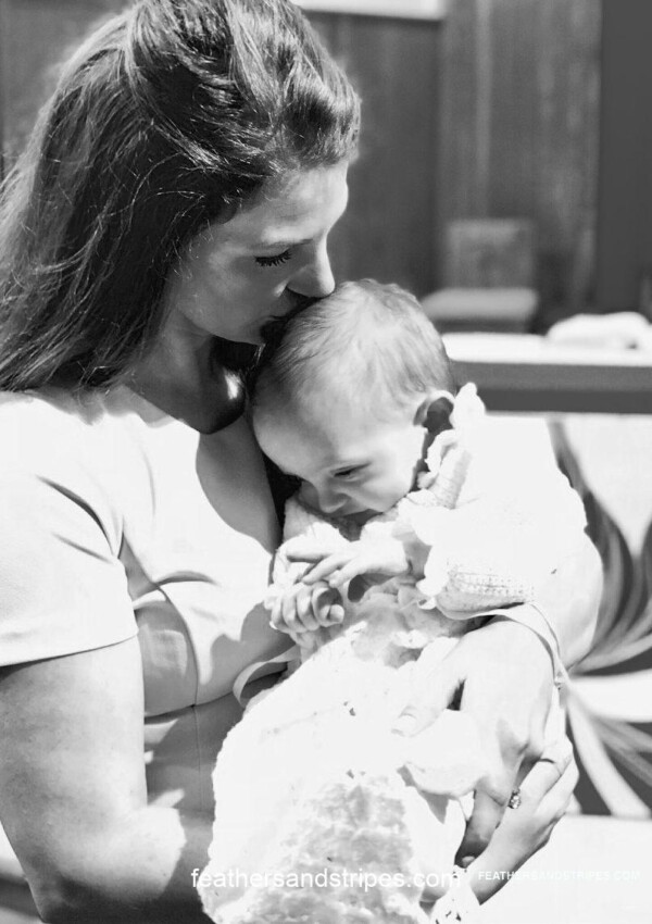 feathersandstripes.com