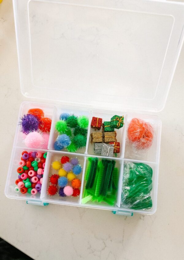 how to make a sensory kit at home! Perfect gift for preschoolers for imaginative independent play