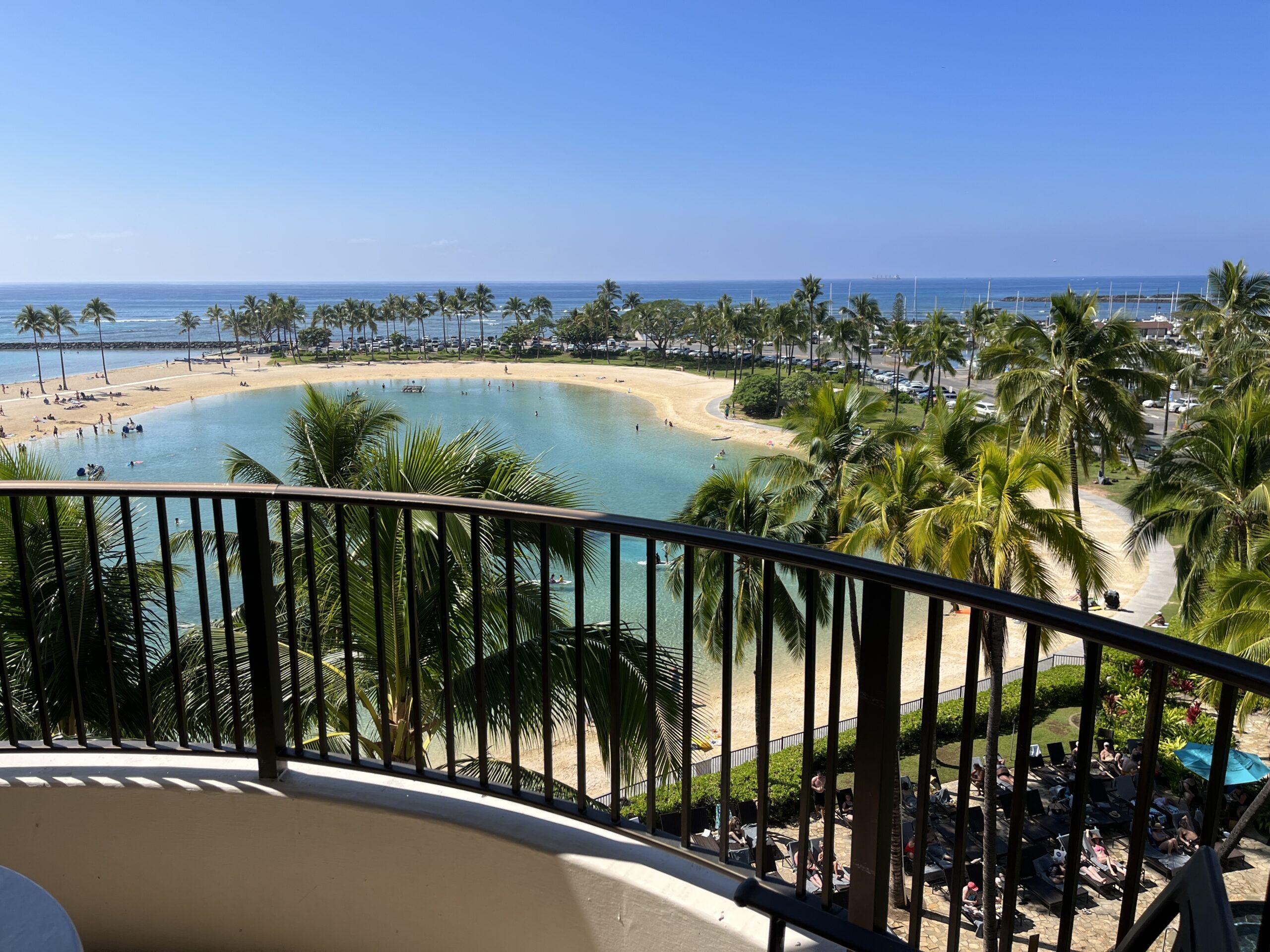 Honest Resort Review: Hilton Hawaiian Village Waikiki 2023