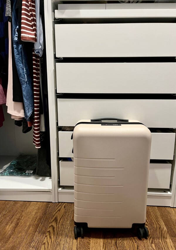 Quince suitcase, Away suitcase, carry on luggage