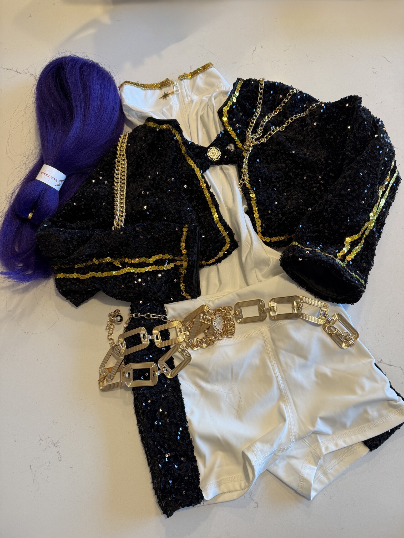 DIY Rumi KPop Demon Hunters Costume for Kids (No Sew!) | Feathers and ...